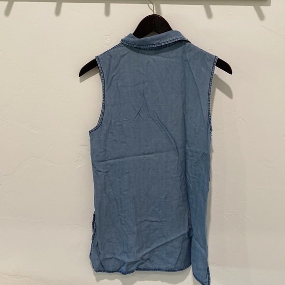 Forever 21 Chambray Vest - Picture 4 of 6